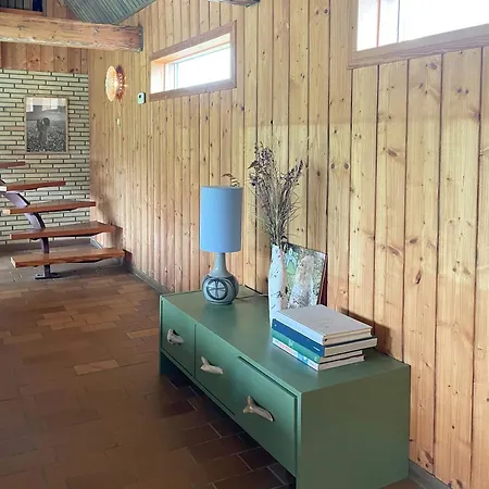 Authentic 60s Gem In Ro Near 度假居